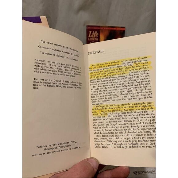 Assorted Religious Book Lot of 6-Gospel of John,Life Lessons by Max Lucado Good - Picture 7 of 9